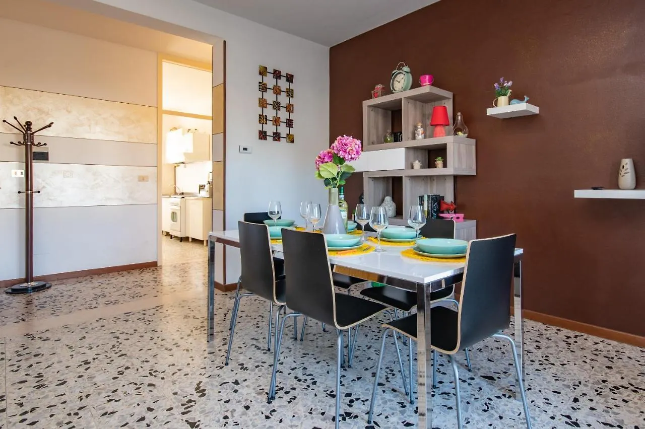Isa Sirmione Apartments