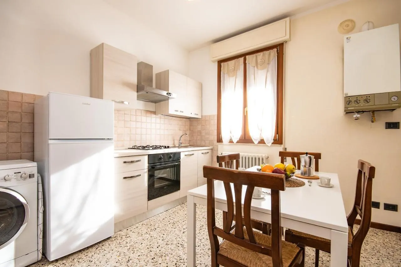 Isa Sirmione Apartments